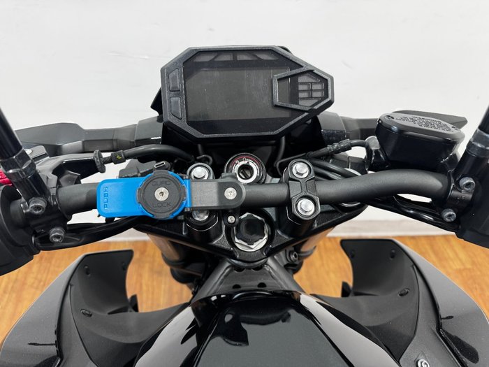 2024 Kawasaki Z500 Black