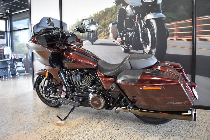 2024 HARLEY-DAVIDSON FLTRXSTSE CVO RD GLIDE ST 121 BRONZE ARMOR
