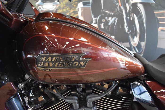 2024 HARLEY-DAVIDSON FLTRXSTSE CVO RD GLIDE ST 121 BRONZE ARMOR