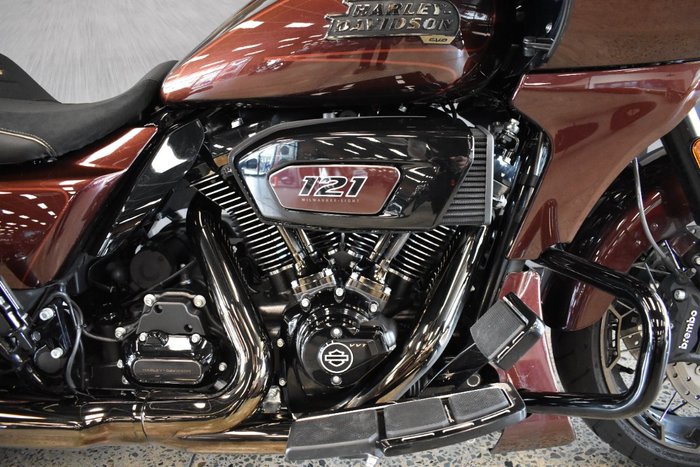 2024 HARLEY-DAVIDSON FLTRXSTSE CVO RD GLIDE ST 121 BRONZE ARMOR