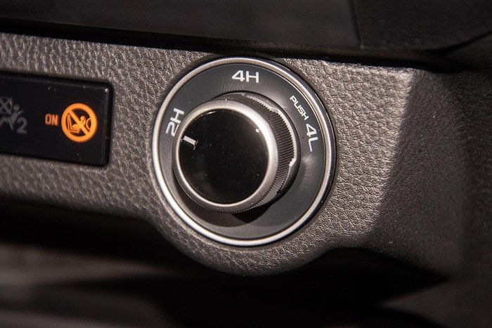 2025 Isuzu D-MAX X-TERRAIN