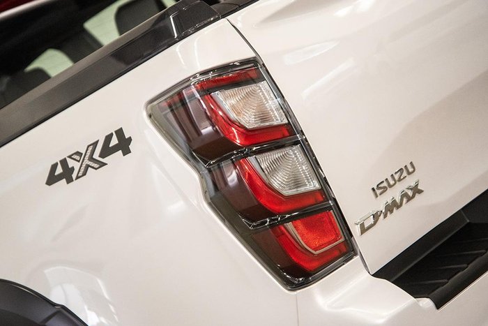 2025 Isuzu D-MAX X-TERRAIN