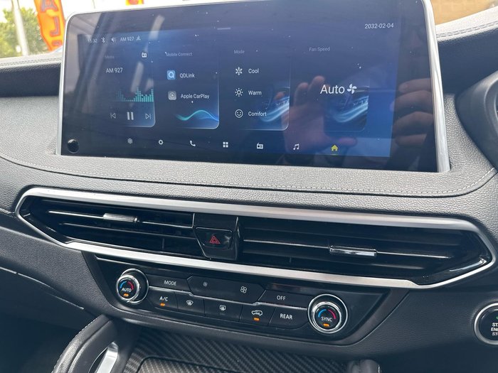 2022 LDV D90 Executive