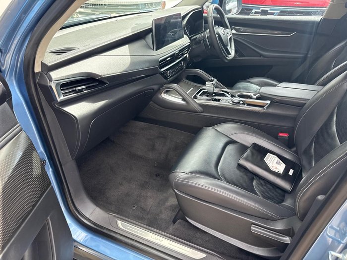 2022 LDV D90 Executive