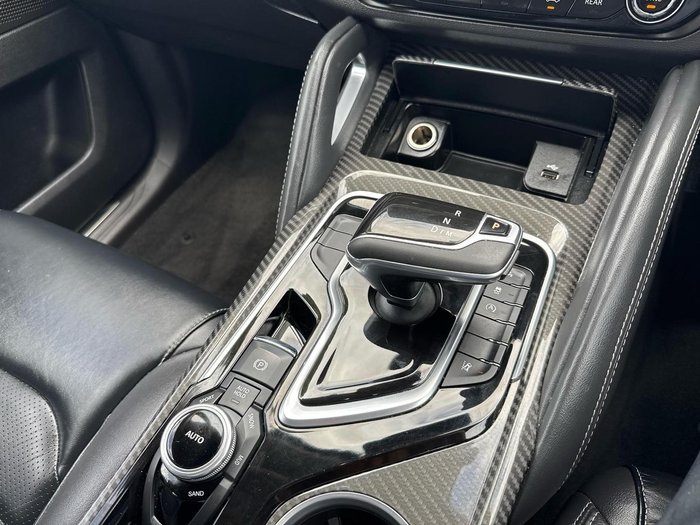 2022 LDV D90 Executive