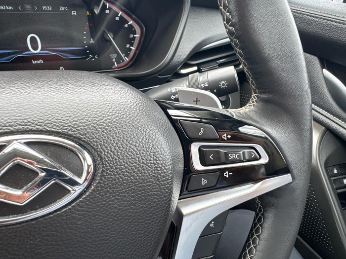 2022 LDV D90 Executive