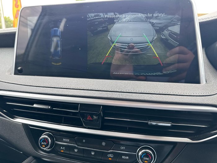 2022 LDV D90 Executive