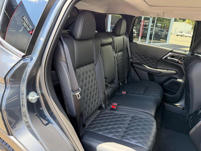 2024 Mitsubishi Outlander PHEV Exceed