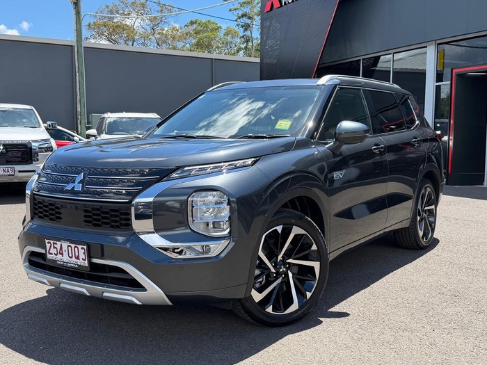 2024 Mitsubishi Outlander PHEV Exceed