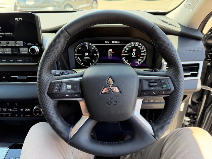 2024 Mitsubishi Outlander PHEV Exceed