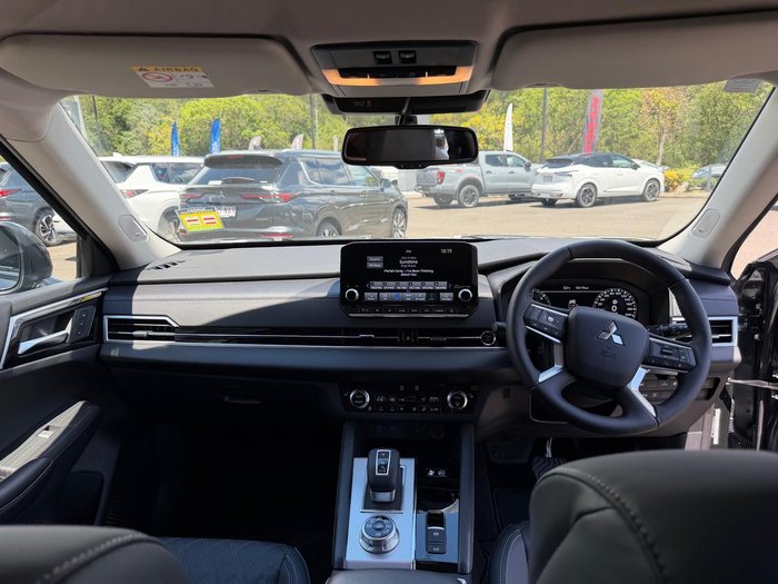 2024 Mitsubishi Outlander PHEV Exceed