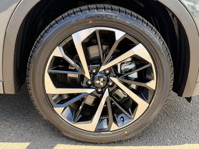 2024 Mitsubishi Outlander PHEV Exceed