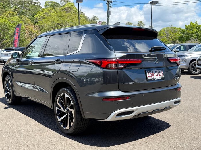 2024 Mitsubishi Outlander PHEV Exceed