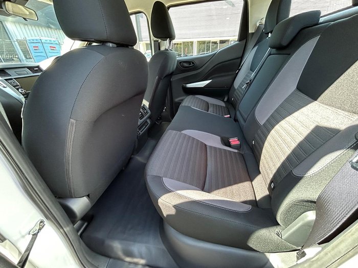 2024 Nissan Navara SL