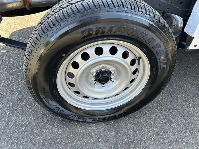 2024 Nissan Navara SL