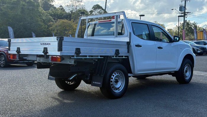 2024 Nissan Navara SL
