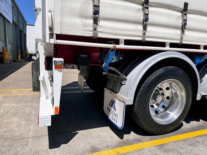 2018 Maxitrans St3 22 Pallet Sd Curtain Sider (2840Mm Side)