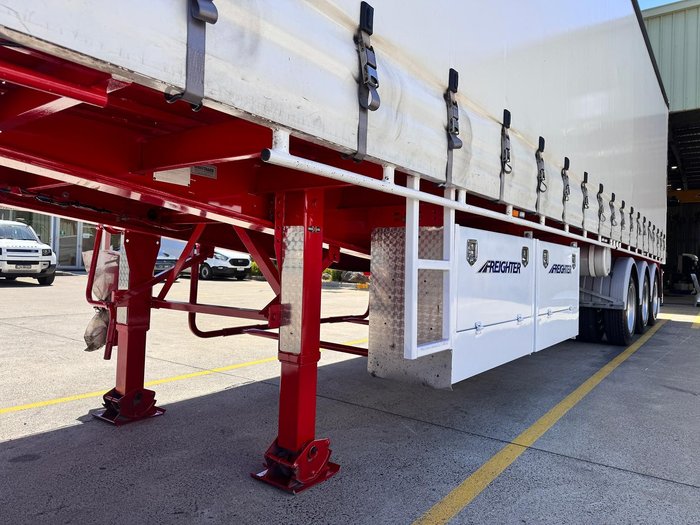 2018 Maxitrans St3 22 Pallet Sd Curtain Sider (2840Mm Side)