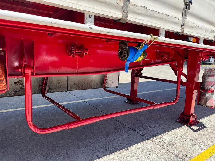 2018 Maxitrans St3 22 Pallet Sd Curtain Sider (2840Mm Side)