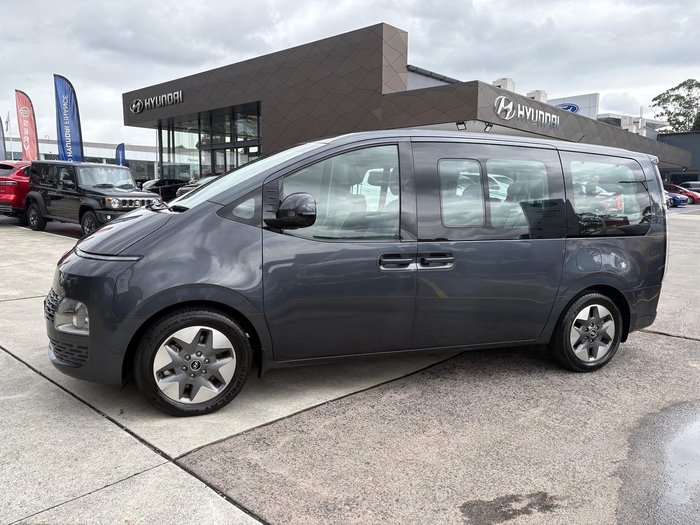 2021 Hyundai STARIA Highlander