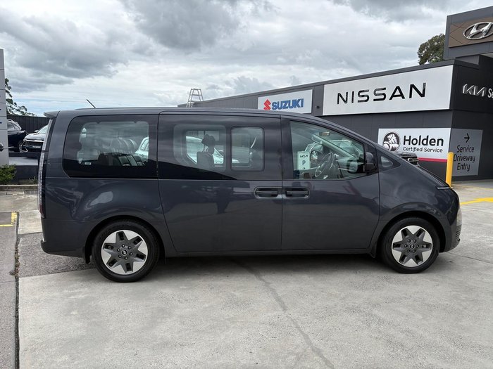 2021 Hyundai STARIA Highlander