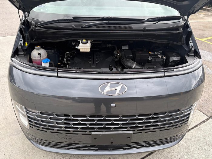 2021 Hyundai STARIA Highlander
