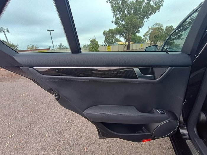 2012 Mercedes-Benz C-Class C250 BlueEFFICIENCY Avantgarde W204 MY12 Black