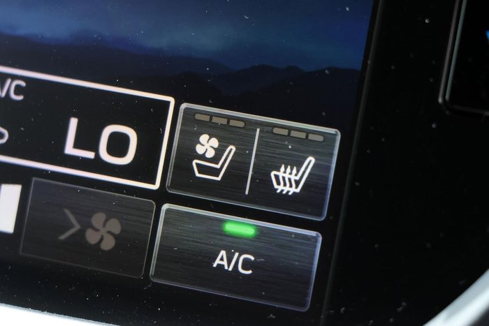 2025 Subaru Forester Touring S6 MY26 AWD Crystal White