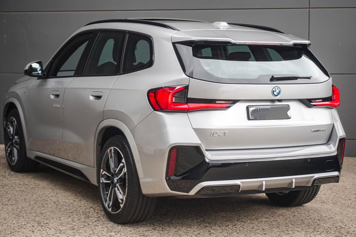 2023 BMW iX1 xDrive30 M Sport
