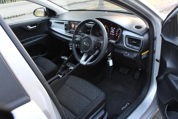 2017 Kia Rio S YB MY17 Silky Silver