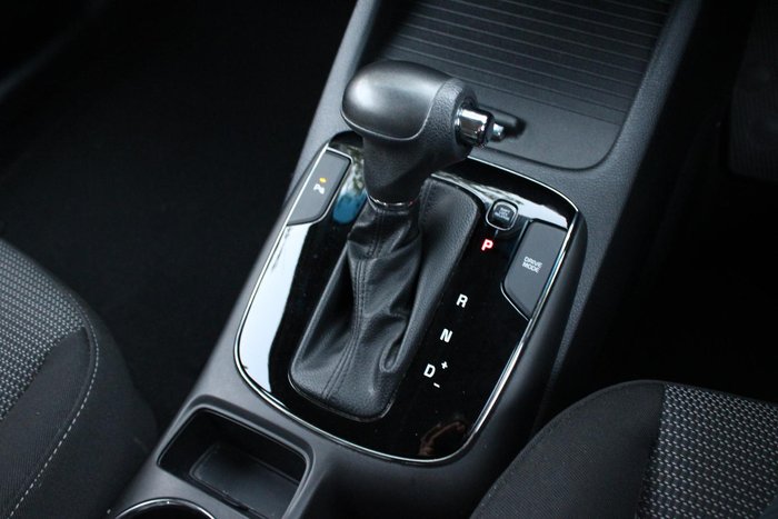 2017 Kia Cerato S YD MY18 Clear White