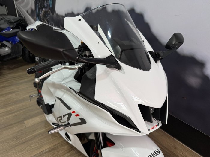 2023 Yamaha YZF-R7LA WHITE