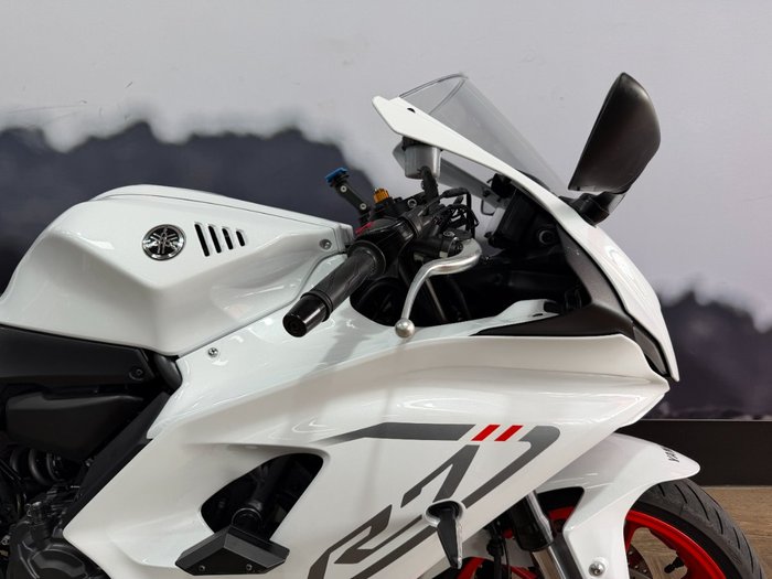 2023 Yamaha YZF-R7LA WHITE