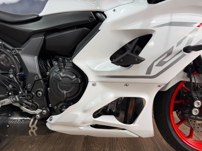 2023 Yamaha YZF-R7LA WHITE