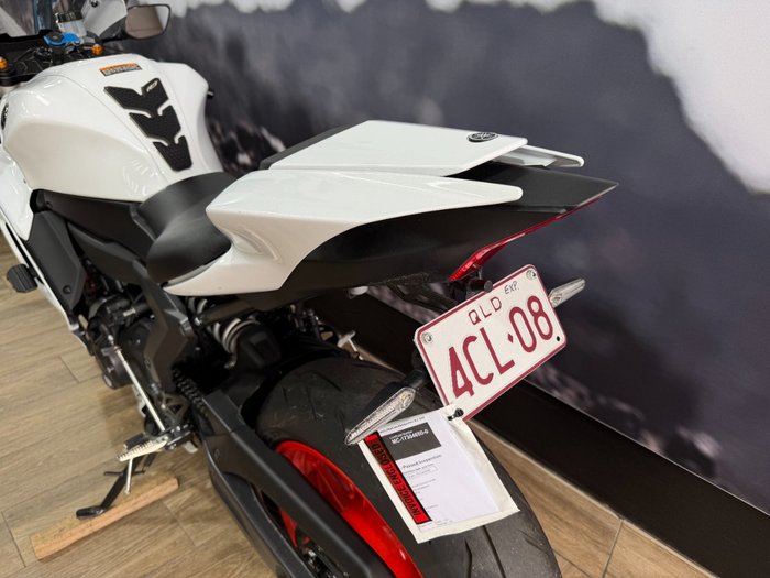 2023 Yamaha YZF-R7LA WHITE