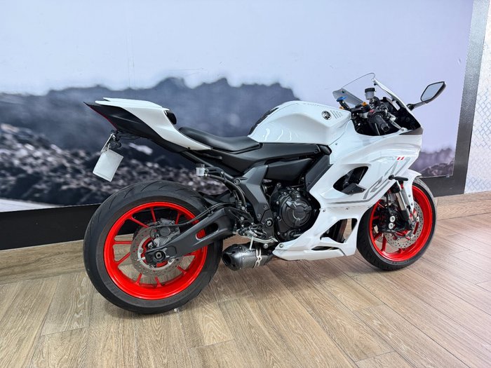 2023 Yamaha YZF-R7LA WHITE