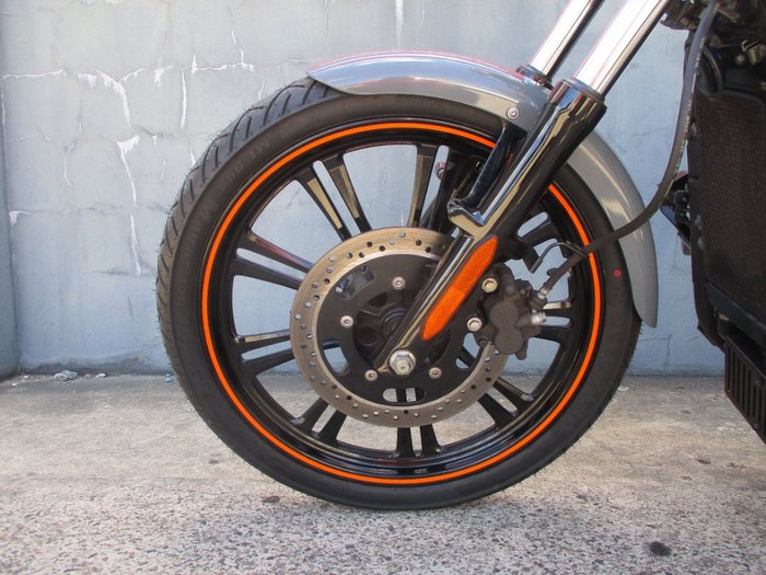 2019 Kawasaki VULCAN 900 (VN900) CUSTOM BLACK