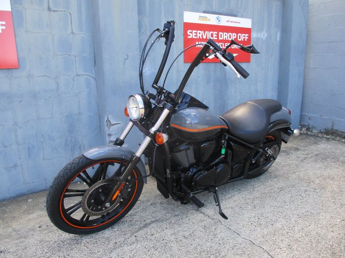 2019 Kawasaki VULCAN 900 (VN900) CUSTOM BLACK