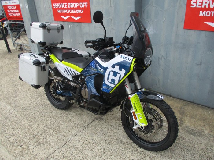 2022 HUSQVARNA NORDEN 901 BLUE