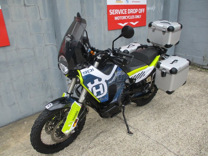 2022 HUSQVARNA NORDEN 901 BLUE