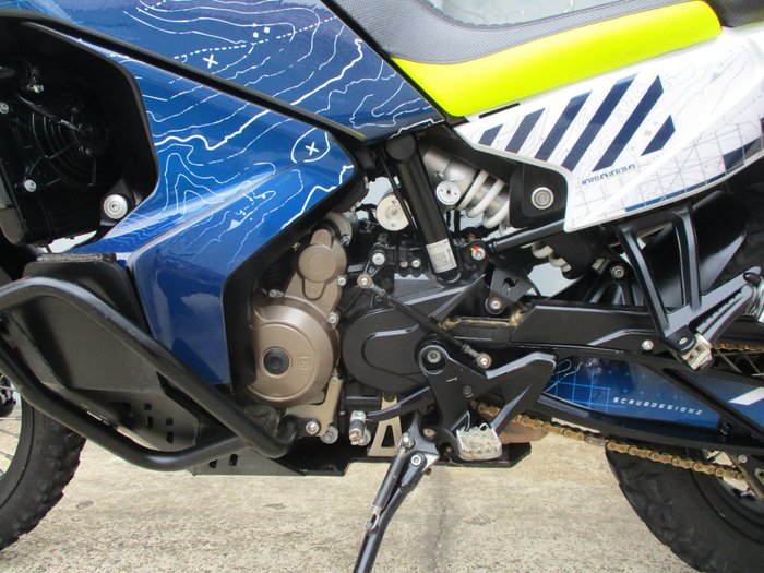 2022 HUSQVARNA NORDEN 901 BLUE