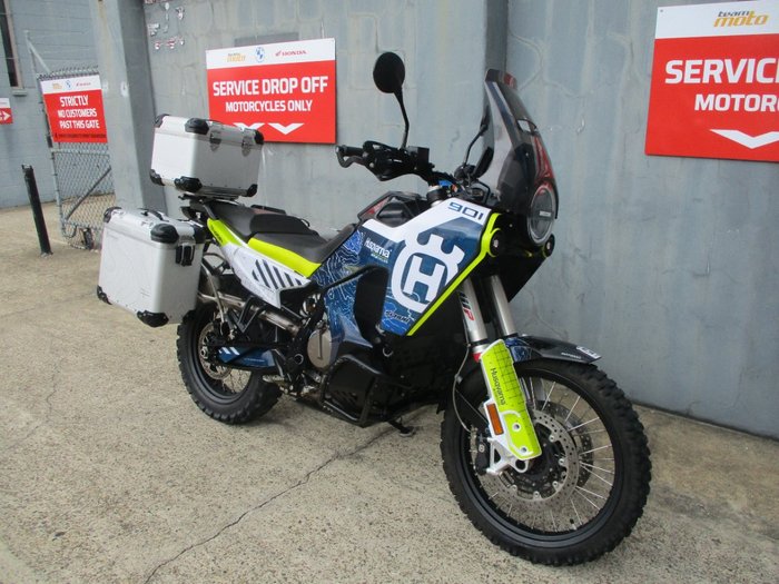 2022 HUSQVARNA NORDEN 901 BLUE