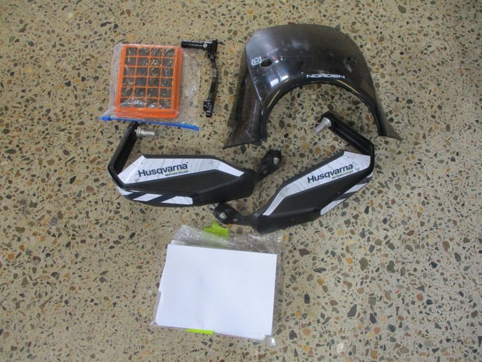 2022 HUSQVARNA NORDEN 901 BLUE