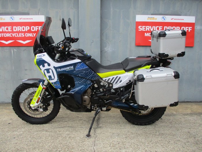 2022 HUSQVARNA NORDEN 901 BLUE