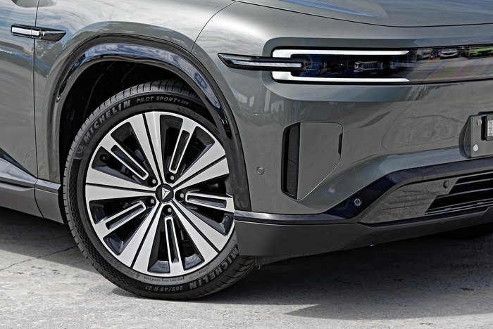 2025 Deepal E07 Performance MY25 AWD Jade Green