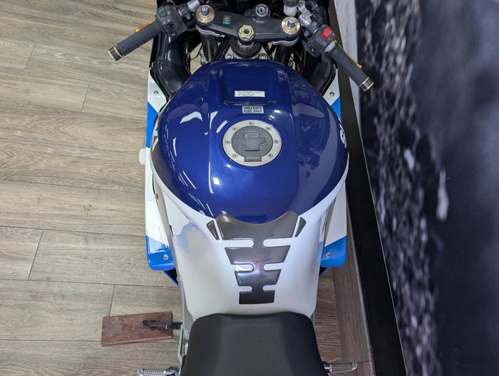 2001 Suzuki GSX-R600 BLUE