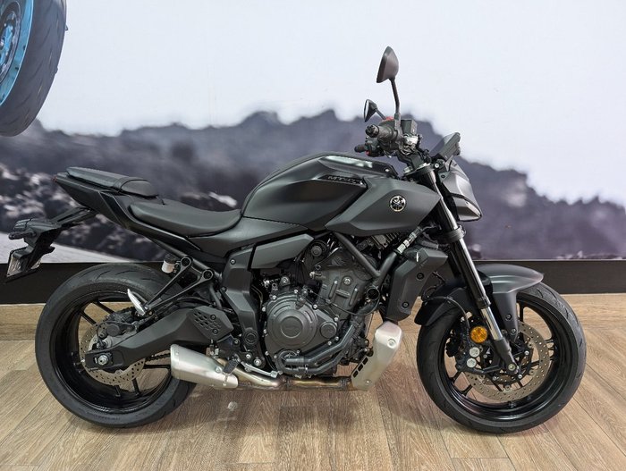 2025 Yamaha MT-07 LA (ABS) Black