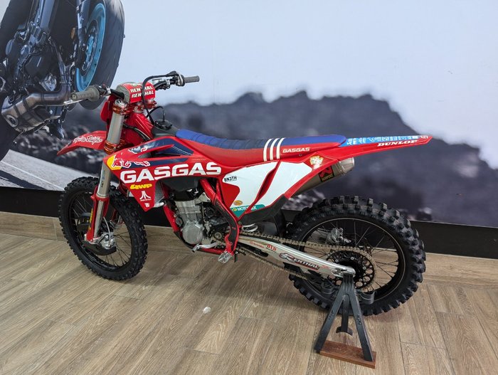 2022 GASGAS MC 450F TROY LEE DESIGNS RED