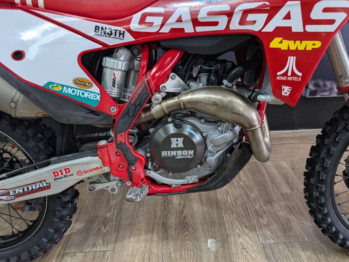 2022 GASGAS MC 450F TROY LEE DESIGNS RED
