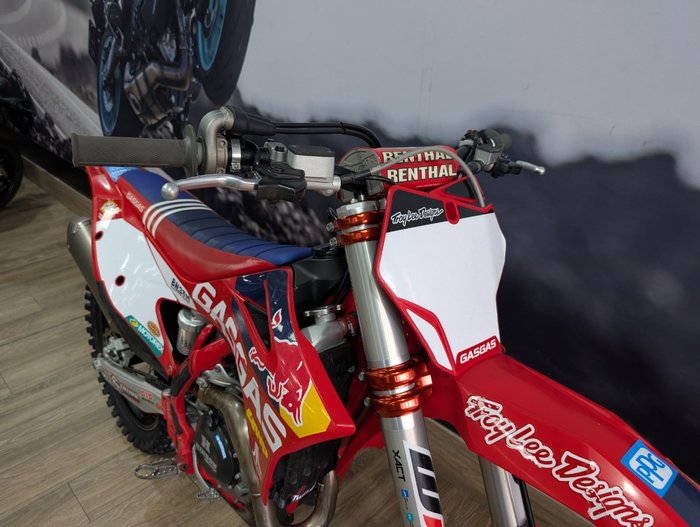 2022 GASGAS MC 450F TROY LEE DESIGNS RED